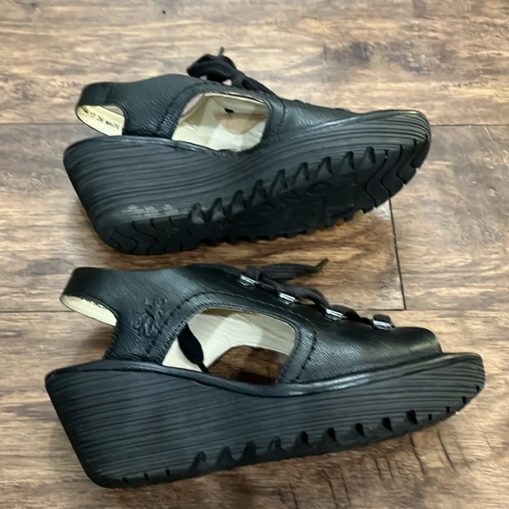 FLY LONDON Ylva‎ Black Lace Up Wedge Sandal Size 36